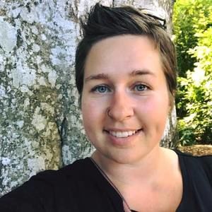 Meet your Posher, Ashley